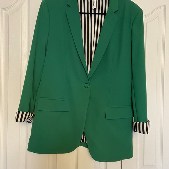 Jacket - Picture 1 of 9